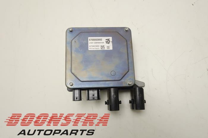 Gebruikte Stuurbekrachtiging Computer Renault Twingo III (AH) 1.0 SCe 70 12V Prijs € 111,75 Margeregeling aangeboden door Boonstra Autoparts