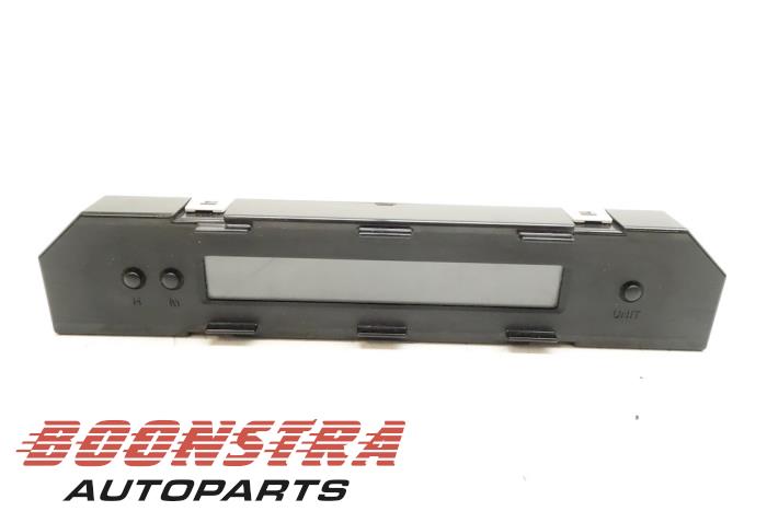 Gebruikte Display Interieur Suzuki Grand Vitara II (JT) 2.0 16V Prijs € 24,95 Margeregeling aangeboden door Boonstra Autoparts