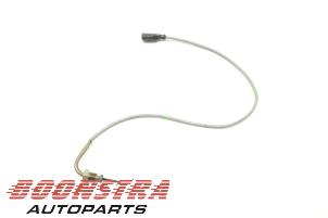 Gebruikte Uitlaat temperatuursensor Volkswagen Caddy IV 2.0 TDI 102 Prijs € 36,24 Inclusief btw aangeboden door Boonstra Autoparts