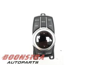 Gebruikte I-Drive knop BMW 3 serie (F30) 318i 1.5 TwinPower Turbo 12V Prijs € 89,25 Margeregeling aangeboden door Boonstra Autoparts