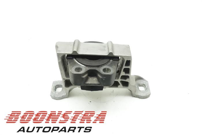 Gebruikte Motorrubber Volvo V40 (MV) 1.6 D2 Prijs € 24,95 Margeregeling aangeboden door Boonstra Autoparts