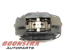 Gebruikte Remklauw (Tang) rechts-voor Maserati Spyder 4.2 V8 32V Prijs € 199,95 Margeregeling aangeboden door Boonstra Autoparts