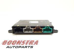 Gebruikte AAC Unit Computerkachel Tesla Model S 85 Prijs € 59,25 Margeregeling aangeboden door Boonstra Autoparts