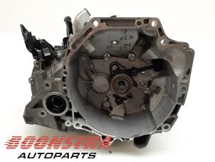 Gebruikte Versnellingsbak Nissan Micra (K14) 1.0 12V Prijs € 274,95 Margeregeling aangeboden door Boonstra Autoparts
