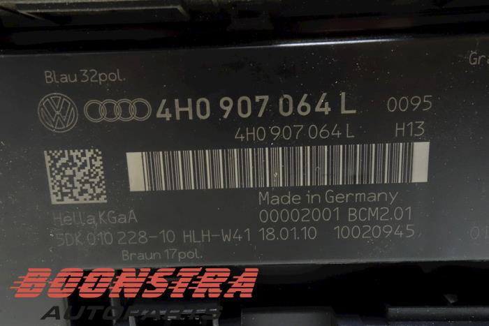 Computer Body Control van een Audi A8 (D4) 4.2 TDI V8 32V Quattro 2010