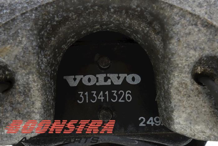 Remklauw (Tang) links-achter van een Volvo V40 (MV) 2.0 D2 16V 2015