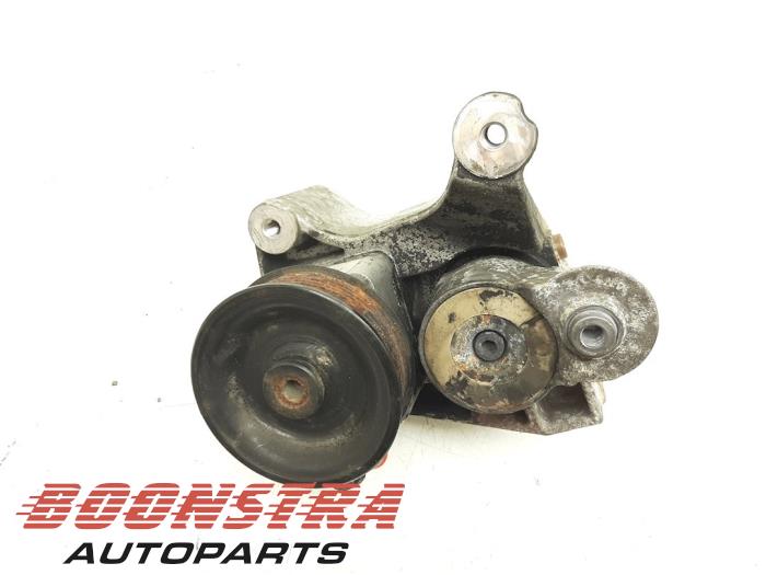 Gebruikte Pomp Servo Iveco New Daily V 29L13V, 35C13V, 35S13V, 40C13V, 40S13V Prijs € 62,62 Inclusief btw aangeboden door Boonstra Autoparts