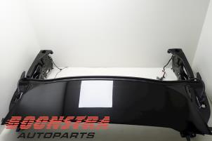Gebruikte Afdekplaat Cabriodak Ferrari California 4.3 V8 32V Prijs € 1.999,95 Margeregeling aangeboden door Boonstra Autoparts