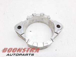 Gebruikte Motorsteun Ferrari California 4.3 V8 32V Prijs € 49,00 Margeregeling aangeboden door Boonstra Autoparts