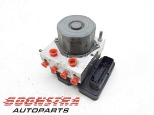 Gebruikte ABS Pomp Mercedes CLA (117.3) 1.8 CLA-200 CDI 16V Prijs € 104,21 Margeregeling aangeboden door Boonstra Autoparts