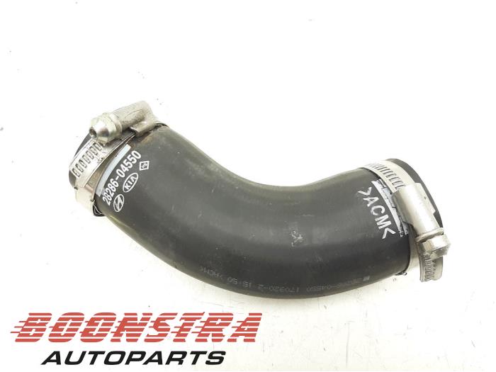 Gebruikte Intercooler Slang Hyundai i30 (PDEB5/PDEBB/PDEBD/PDEBE) 1.0 T-GDI 12V Prijs € 24,95 Margeregeling aangeboden door Boonstra Autoparts