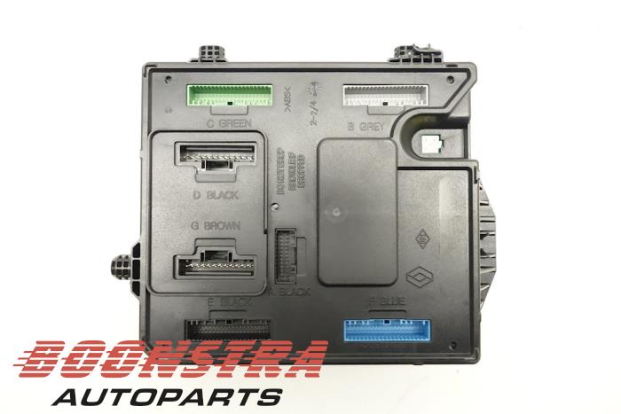 Gebruikte Bodycontrol Module Renault Grand Scénic III (JZ) 1.9 dCi Prijs € 66,75 Margeregeling aangeboden door Boonstra Autoparts