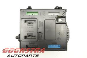 Gebruikte BCM Renault Grand Scénic III (JZ) 1.9 dCi Prijs € 66,75 Margeregeling aangeboden door Boonstra Autoparts