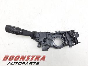 Gebruikte Knipperlicht Schakelaar Toyota Auris Touring Sports (E18) 1.8 16V Hybrid Prijs € 36,75 Margeregeling aangeboden door Boonstra Autoparts