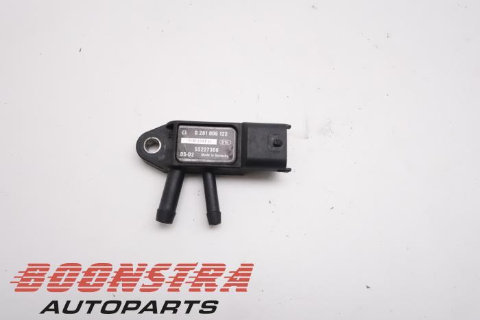 Brandstofdruk sensor van een Alfa Romeo MiTo (955) 1.3 JTDm 16V Eco 2011