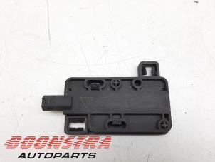 Gebruikte Antenne Porsche 911 (991) 3.8 24V Turbo S Prijs € 24,95 Margeregeling aangeboden door Boonstra Autoparts