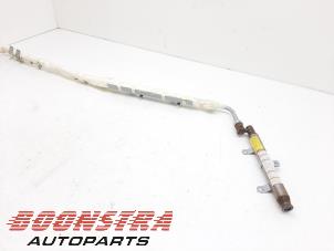 Gebruikte Hemel airbag rechts Suzuki Grand Vitara II (JT) 2.0 16V Prijs € 49,95 Margeregeling aangeboden door Boonstra Autoparts