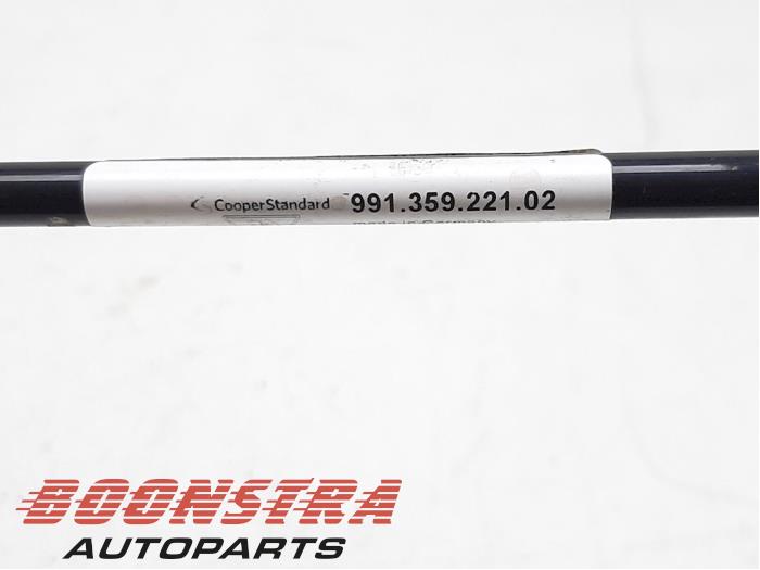 Oliedruk Leiding van een Porsche 911 (991) 3.8 24V Turbo S 2018