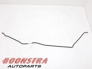 Gebruikte Oliedruk Leiding Porsche 911 (991) 3.8 24V Turbo S Prijs € 89,00 Margeregeling aangeboden door Boonstra Autoparts