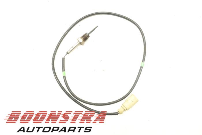 Gebruikte Uitlaat temperatuursensor Volkswagen Touran (1T3) 2.0 TDI 16V 140 Prijs € 24,95 Margeregeling aangeboden door Boonstra Autoparts