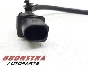 Lambda Sonde van een Ferrari 458 Spider 4.5 V8 32V DCT 2012