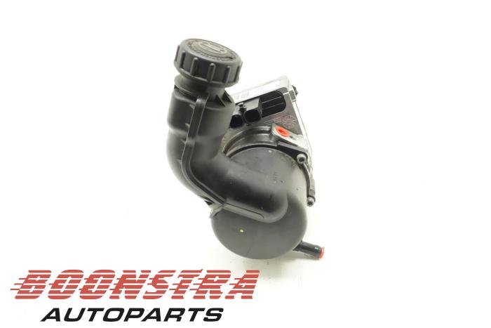 Stuurbekrachtiging Pomp van een Peugeot 508 (8D) 1.6 THP 16V 2012