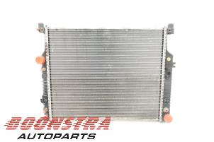 Gebruikte Radiateur Mercedes ML II (164/4JG) 3.0 ML-320 CDI 4-Matic V6 24V Prijs € 74,25 Margeregeling aangeboden door Boonstra Autoparts