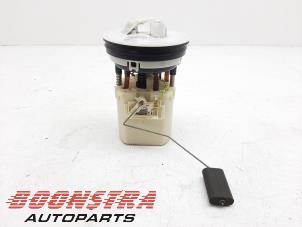 Gebruikte Brandstofpomp Elektrisch Ford Fiesta 6 (JA8) 1.4 16V Prijs € 44,25 Margeregeling aangeboden door Boonstra Autoparts