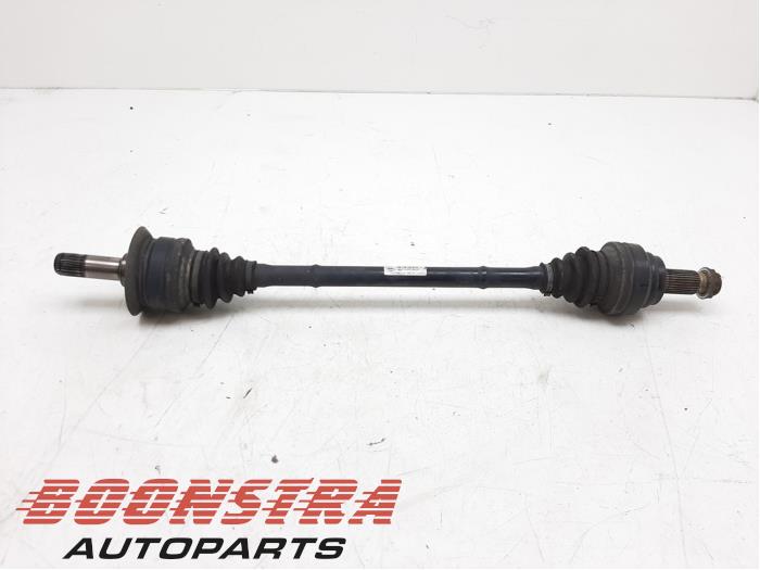 Gebruikte Aandrijfas rechts-achter BMW 5 serie Touring (F11) 525d xDrive 16V Prijs € 49,95 Inclusief btw aangeboden door Boonstra Autoparts