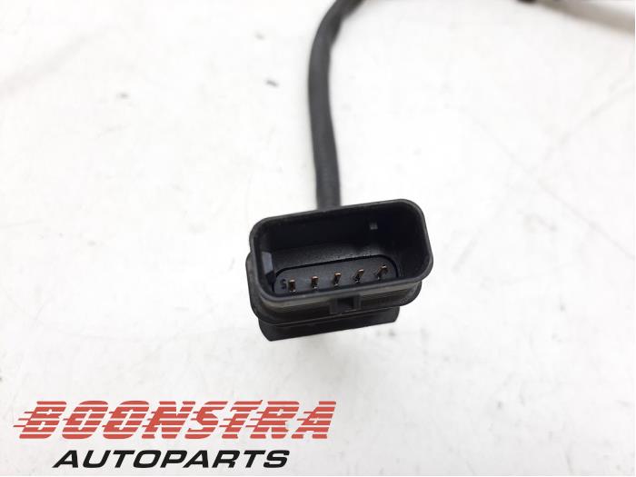 Lambda Sonde van een BMW i8 (I12) 1.5 TwinPower Turbo 2014