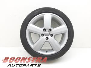 Gebruikte Velg + Band Audi RS 6 Avant (C5) RS6 4.2 V8 40V Biturbo Prijs € 150,00 Margeregeling aangeboden door Boonstra Autoparts