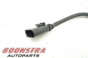 Lambda Sonde van een Volkswagen Touran (1T3) 1.2 TSI 2011