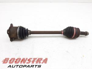 Gebruikte Steekas rechts-achter Suzuki Grand Vitara II (JT) 2.0 16V Prijs € 49,95 Inclusief btw aangeboden door Boonstra Autoparts