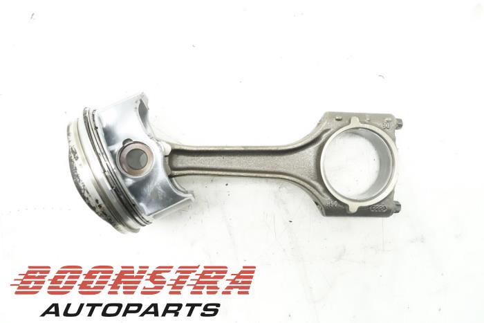 Gebruikte Zuiger Audi A3 (8P1) 1.8 16V TFSI Prijs € 110,95 Margeregeling aangeboden door Boonstra Autoparts