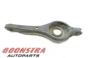 Gebruikte Draagarm links-achter Ford Focus 3 2.3 RS EcoBoost 16V Prijs € 29,95 Margeregeling aangeboden door Boonstra Autoparts