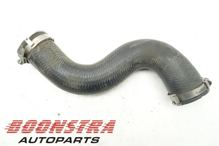 Gebruikte Intercooler Slang Peugeot 508 SW (8E/8U) 2.0 HDiF 16V Autom. Prijs € 24,95 Margeregeling aangeboden door Boonstra Autoparts