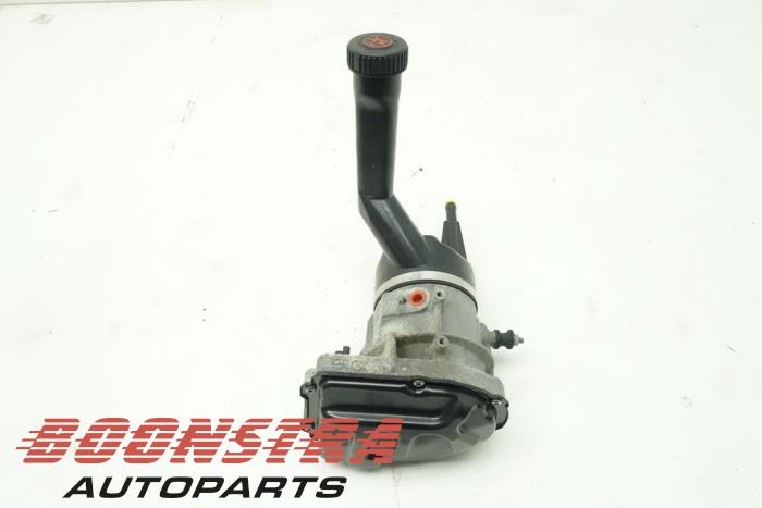 Gebruikte Pomp Servo Peugeot 308 SW (4E/H) 1.6 VTI 16V Prijs € 29,95 Margeregeling aangeboden door Boonstra Autoparts