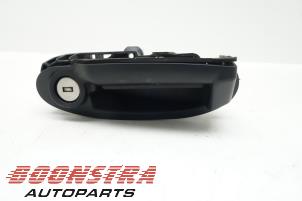 Gebruikte Deurgreep 2Deurs links BMW i8 (I12) 1.5 TwinPower Turbo Prijs € 24,95 Margeregeling aangeboden door Boonstra Autoparts