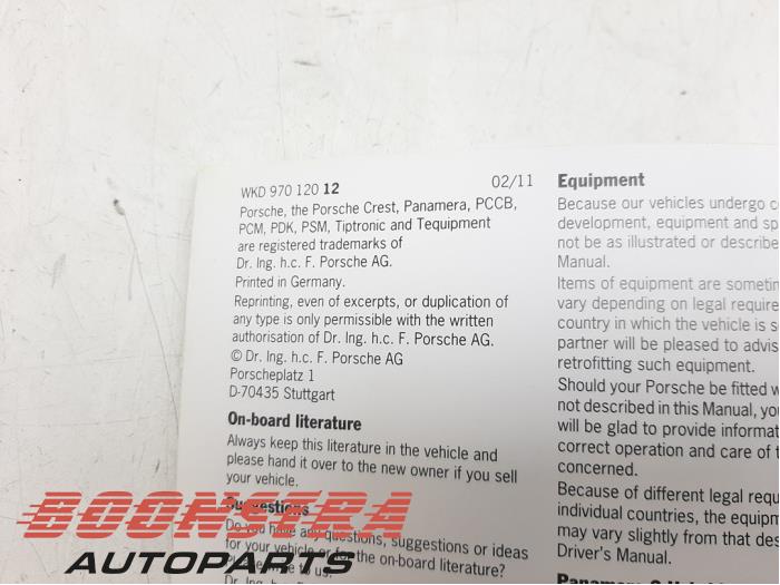 Instructie Boekje van een Porsche Panamera (970) 3.0 D V6 24V 2012