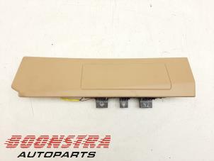 Gebruikte Knie airbag links Porsche Panamera (970) 3.0 D V6 24V Prijs € 299,95 Margeregeling aangeboden door Boonstra Autoparts