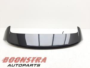 Gebruikte Spoiler Citroen C4 Cactus (0B/0P) 1.2 PureTech 82 12V Prijs € 51,75 Margeregeling aangeboden door Boonstra Autoparts