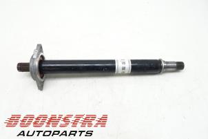 Gebruikte Tussenas Mercedes B (W246) 2.2 B-220 CDI BlueEFFICIENCY,d 16V Prijs € 29,95 Margeregeling aangeboden door Boonstra Autoparts