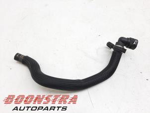 Gebruikte Leiding (diversen) Ferrari California 4.3 V8 32V Prijs € 59,00 Margeregeling aangeboden door Boonstra Autoparts