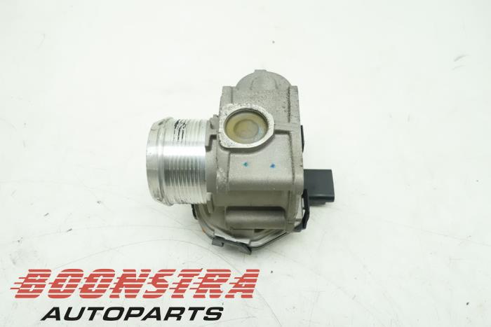 Gebruikte Gasklephuis Peugeot Expert (V1/VA/VB/VE/VF/VT/VY) 1.6 Blue HDi 95 16V Prijs € 44,47 Inclusief btw aangeboden door Boonstra Autoparts