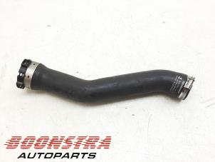 Gebruikte Intercooler Slang Porsche Panamera (970) 4.8 V8 32V Turbo S Prijs € 99,00 Margeregeling aangeboden door Boonstra Autoparts