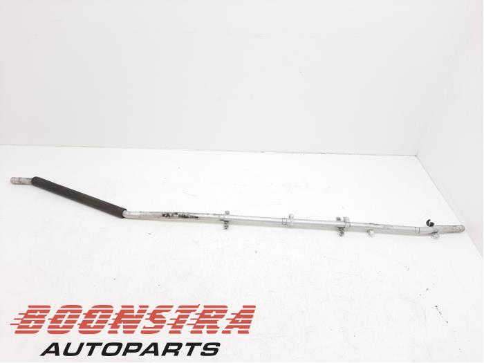 Gebruikte Leiding (diversen) BMW i8 (I12) 1.5 TwinPower Turbo Prijs € 24,95 Margeregeling aangeboden door Boonstra Autoparts