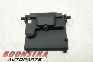 Gebruikte Camera voorzijde Ford Fiesta 7 1.1 Ti-VCT 12V 85 Prijs € 51,75 Margeregeling aangeboden door Boonstra Autoparts