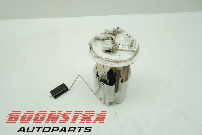 Gebruikte Tank element Pomp Renault Trafic (1FL/2FL/3FL/4FL) 1.6 dCi 90 Prijs € 62,62 Inclusief btw aangeboden door Boonstra Autoparts