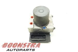 Gebruikte ABS Pomp Porsche Panamera (970) 3.0 D V6 24V Prijs € 269,00 Margeregeling aangeboden door Boonstra Autoparts