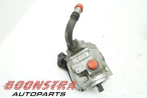 Gebruikte Pomp Servo Mercedes Actros Prijs € 240,79 Inclusief btw aangeboden door Boonstra Autoparts